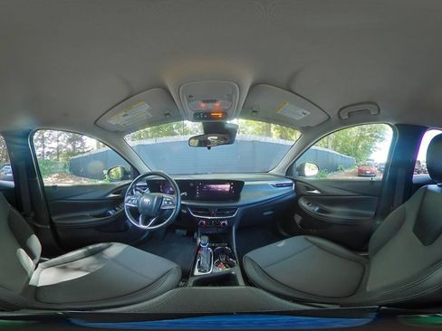 Used 2025 Buick Encore GX Preferred FWD image 41