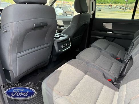 Used 2025 Ford Expedition Max Active AWD/4WD image 15