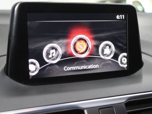 Used 2017 MAZDA MAZDA3 Grand Touring FWD image 18