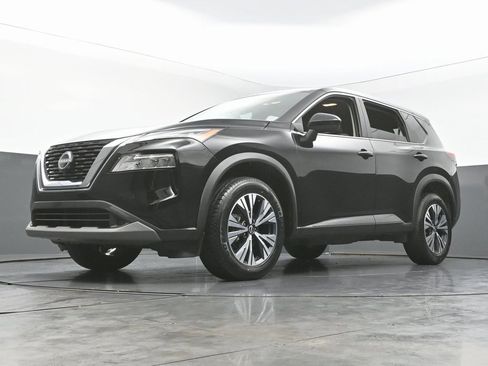 Used 2023 Nissan Rogue SV image 52