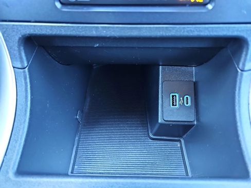 Used 2024 Ford Edge SEL image 20