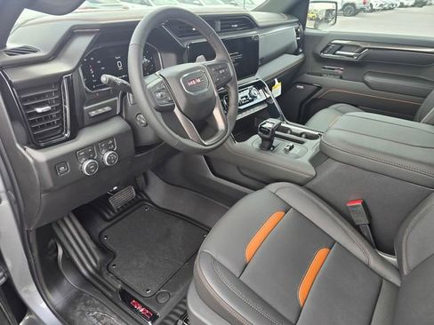 New 2026 GMC Sierra 1500 AT4 w/ AT4 Premium Package AWD/4WD image 18