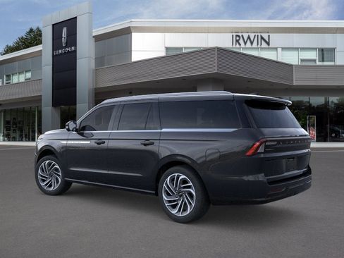 New 2026 Lincoln Navigator L Reserve AWD/4WD image 4