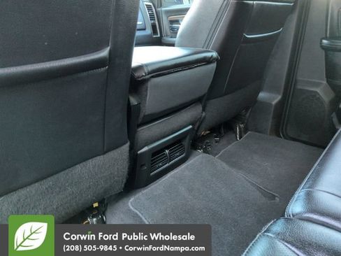 Used 2018 RAM 2500 Laramie w/ Cold Weather Group AWD/4WD image 26