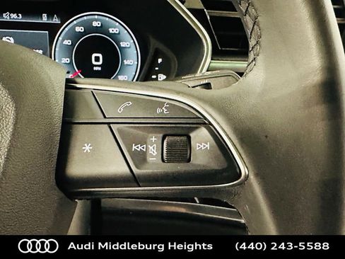Certified 2024 Audi Q3 2.0T Premium Plus image 21