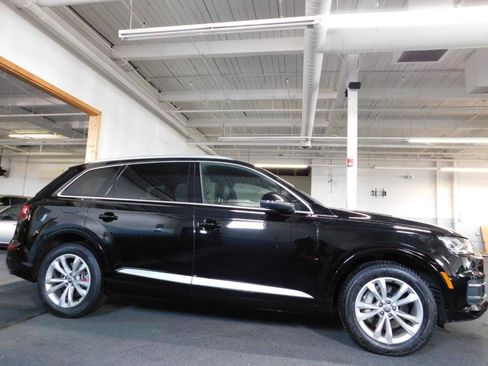 Used 2019 Audi Q7 3.0T Premium w/ Convenience Package image 5