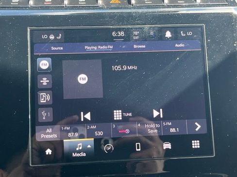 New 2025 Jeep Grand Cherokee Laredo X w/ Luxury Tech Group I image 12