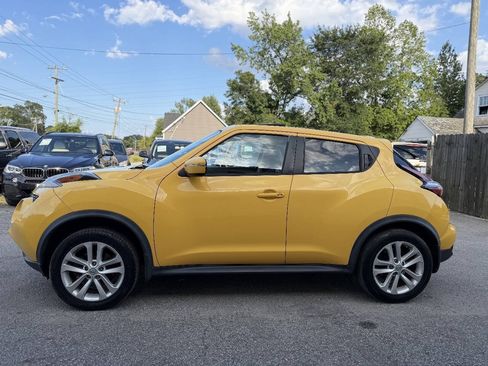 Used 2015 Nissan Juke SV w/ Cold Weather Package AWD/4WD image 5