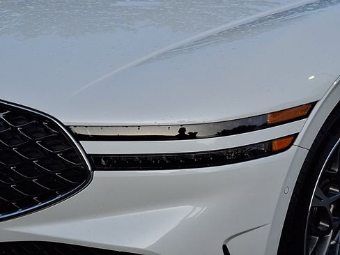 Certified 2025 Genesis G90 3.5T AWD/4WD image 6