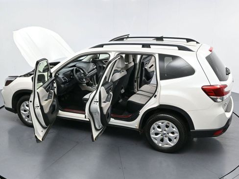 Used 2021 Subaru Forester AWD/4WD image 38