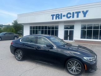 Used 2022 BMW 330i xDrive Sedan w/ Driving Assistance Package image 1