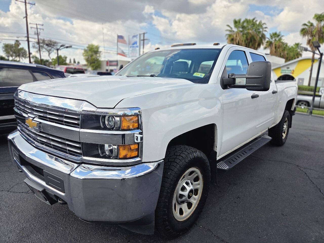 Used 2016 Chevrolet Silverado 3500 W/T w/ Snow Plow Prep Package AWD/4WD image 5