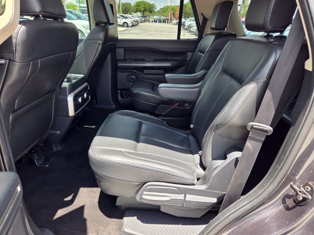 Used 2022 Ford Expedition XLT RWD image 8