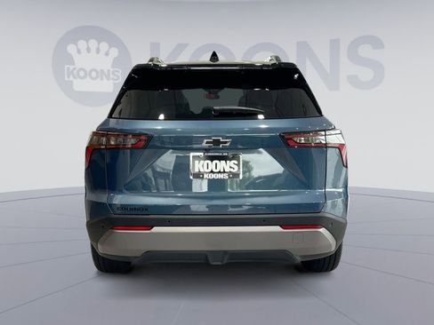 New 2026 Chevrolet Equinox LT w/ Convenience Package II FWD image 5