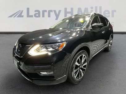 Used 2018 Nissan Rogue SL w/ Premium Package