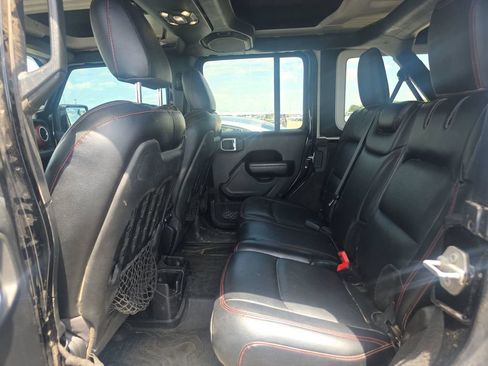 Used 2021 Jeep Wrangler Unlimited Rubicon AWD/4WD image 11