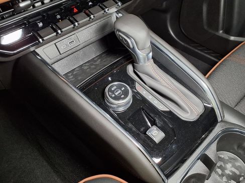 New 2026 GMC Canyon AT4 w/ Nightfall Edition AWD/4WD image 19