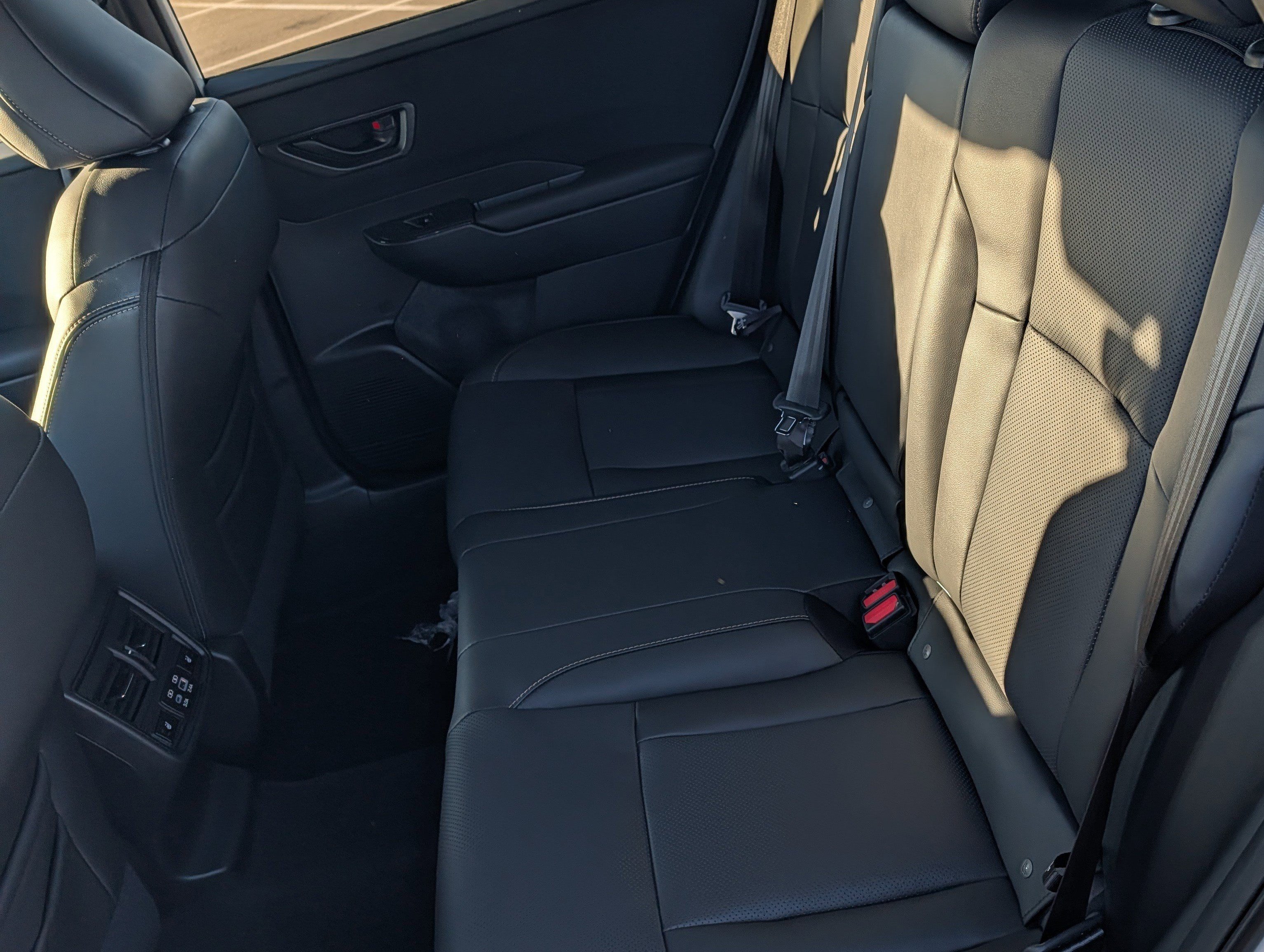 New 2026 Subaru Outback Limited AWD/4WD image 7