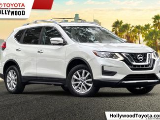 Used 2017 Nissan Rogue SV AWD/4WD video 1