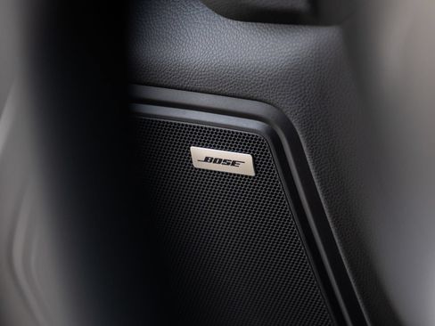 Certified 2026 Porsche Macan AWD/4WD image 24