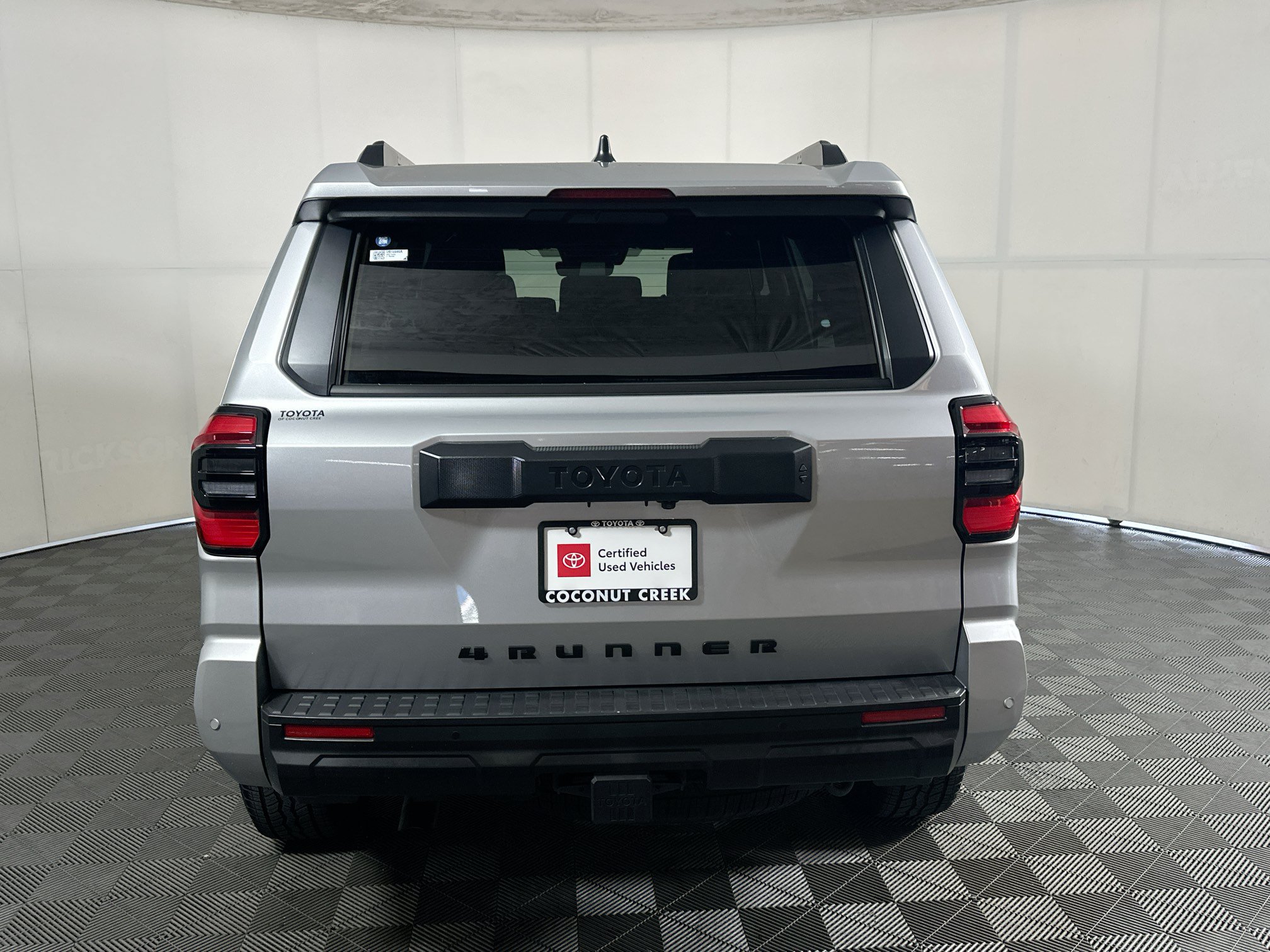 Certified 2025 Toyota 4Runner TRD Off-Road Premium AWD/4WD image 4