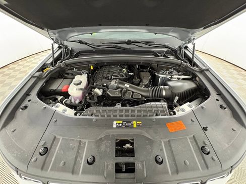 Used 2025 Jeep Grand Cherokee L Laredo RWD image 32