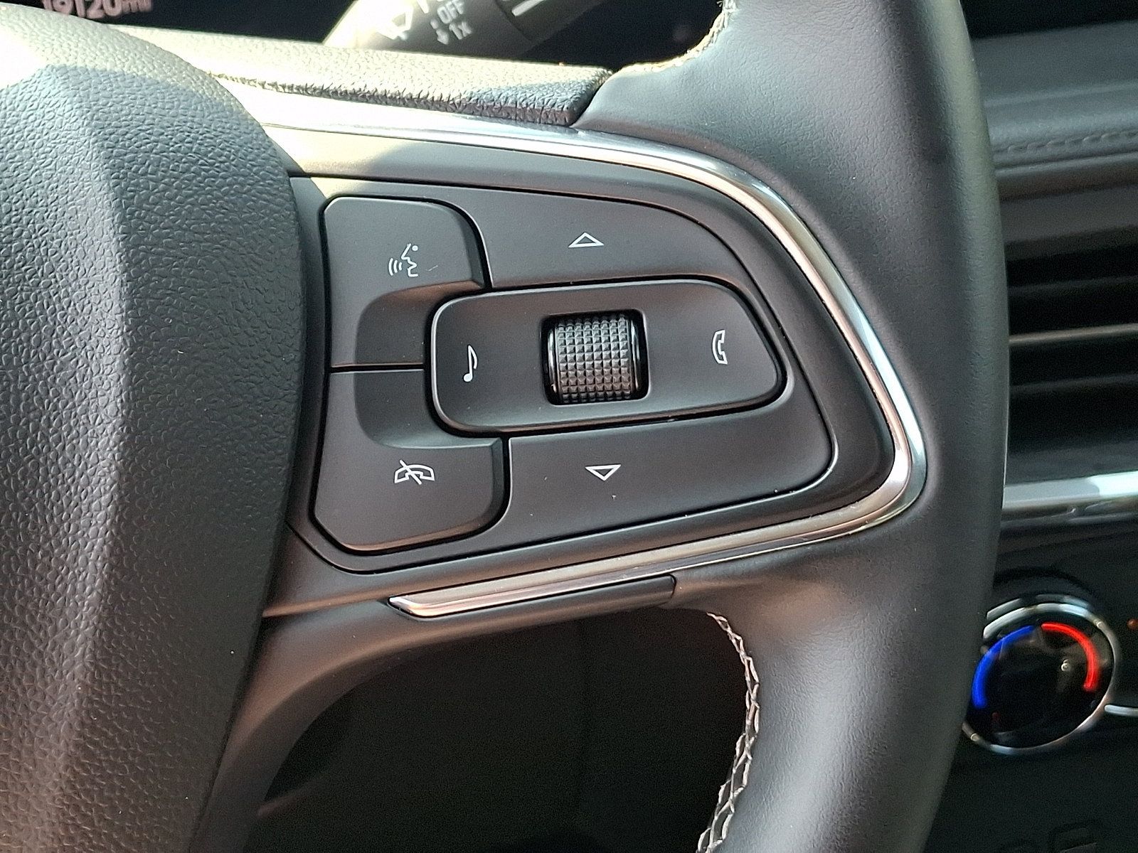 Used 2025 Buick Encore GX Preferred FWD image 22