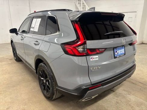 Used 2025 Honda CR-V Sport image 5