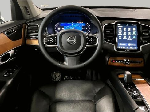 Certified 2024 Volvo XC90 B6 Plus w/ Protection Package Premier AWD/4WD image 6