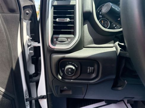 Used 2022 RAM 1500 Big Horn image 17