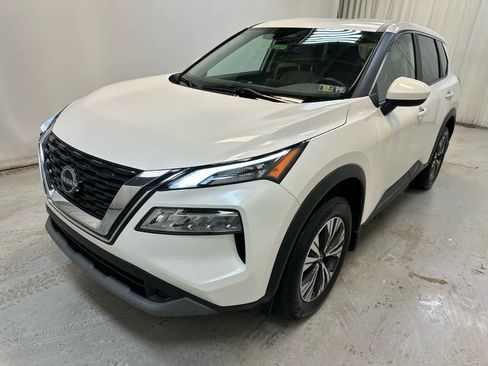 Certified 2023 Nissan Rogue SV image 9