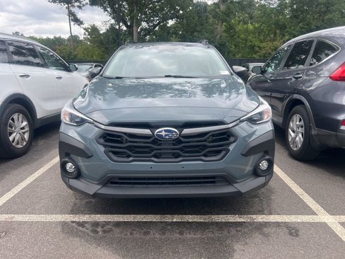 Used 2024 Subaru Crosstrek 2.0i Premium AWD/4WD image 2