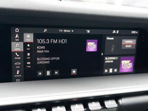 Used 2020 Porsche 911 Carrera 4S image 24