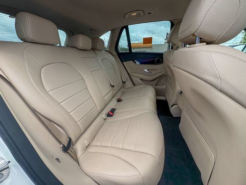Used 2017 Mercedes-Benz GLC 300 image 25