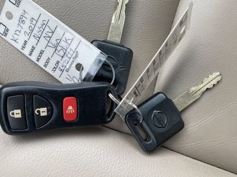 Used 2019 Nissan NV 3500 SL RWD image 31
