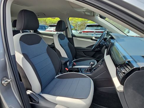 Certified 2025 Volkswagen Taos S FWD image 10