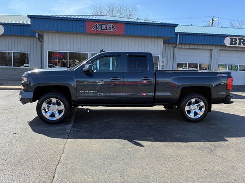 Used 2017 Chevrolet Silverado 1500 LT w/ All Star Edition image 6