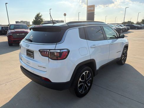 Used 2024 Jeep Compass Limited AWD/4WD image 5