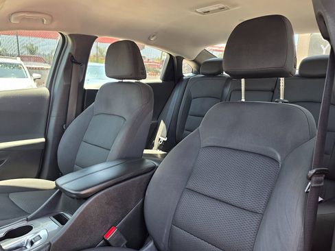 Used 2018 Chevrolet Malibu Hybrid FWD image 18