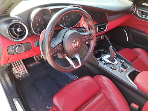Used 2021 Alfa Romeo Giulia Ti Sport image 14