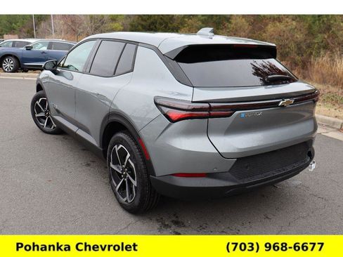 New 2026 Chevrolet Equinox EV LT image 5