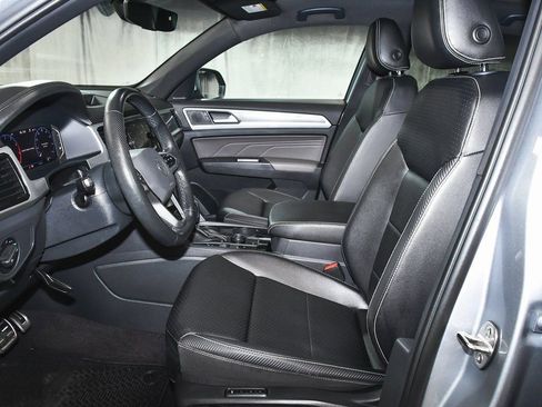 Used 2021 Volkswagen Atlas Cross Sport SEL R-Line image 44