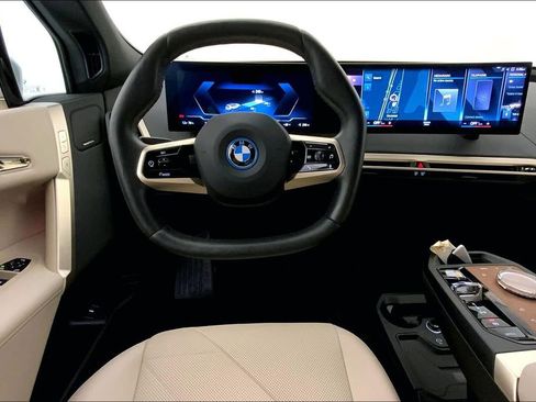 Certified 2023 BMW iX xDrive50 w/ Premium Package AWD/4WD image 4
