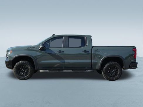 Used 2026 Chevrolet Silverado 1500 ZR2 w/ Dark Appearance Package AWD/4WD image 4