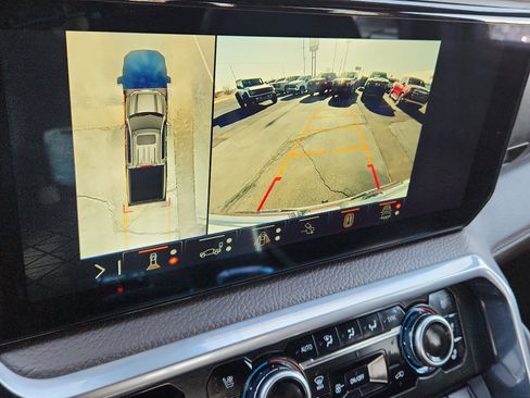 Used 2025 GMC Sierra 1500 Denali w/ Denali Reserve Package AWD/4WD image 12