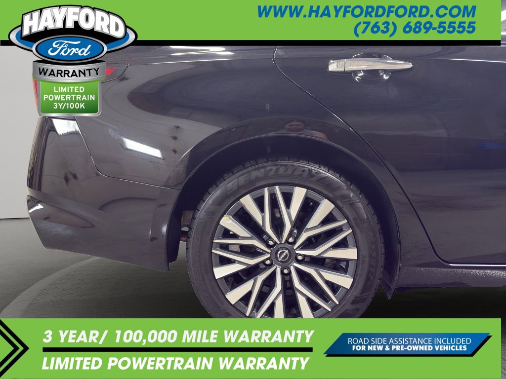 Used 2025 Nissan Altima 2.5 SV FWD image 27