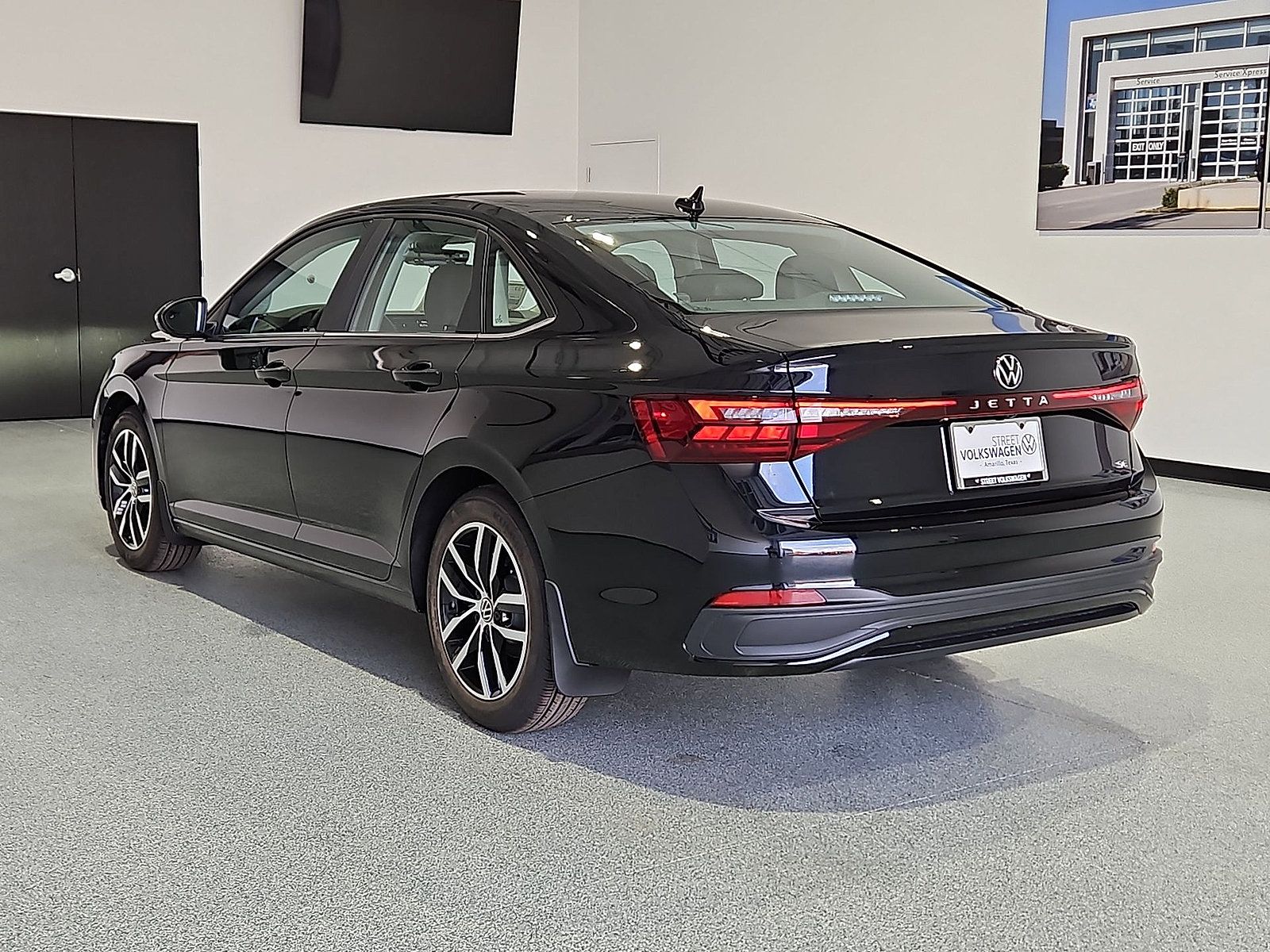 New 2027 Volkswagen Jetta SE FWD image 6