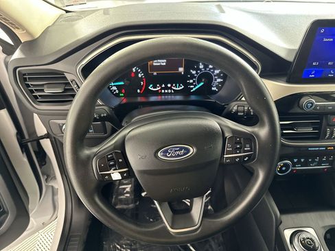 Used 2020 Ford Escape SE FWD image 14