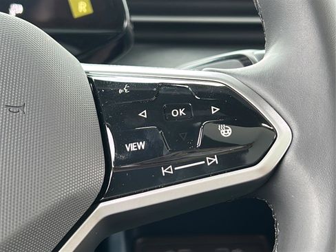 New 2025 Volkswagen ID. Buzz Pro S Plus image 23