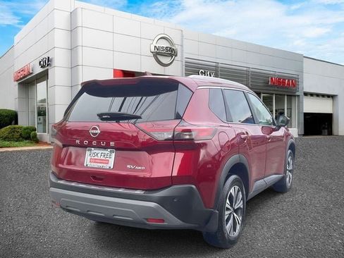 Used 2023 Nissan Rogue SV w/ SV Premium B Package AWD/4WD image 6